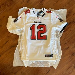 Tom Brady 12 Tampa Bay Buccaneers Official Licensed NFL Jersey White Medium NWT
